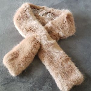⚡SALE⚡Accessorize FAUX fur scarf shawl